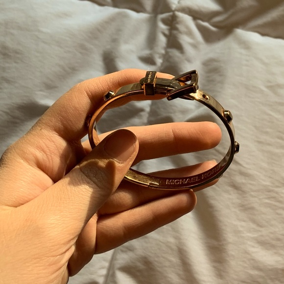 Michael Kors bracelet - Picture 1 of 2